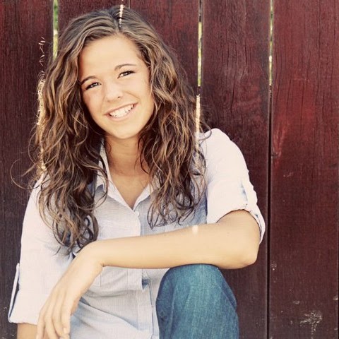 Natalie Fuller Photo 15