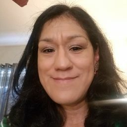 Elizabeth Vaquera Photo 10