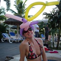 Jennifer Dumont Photo 8