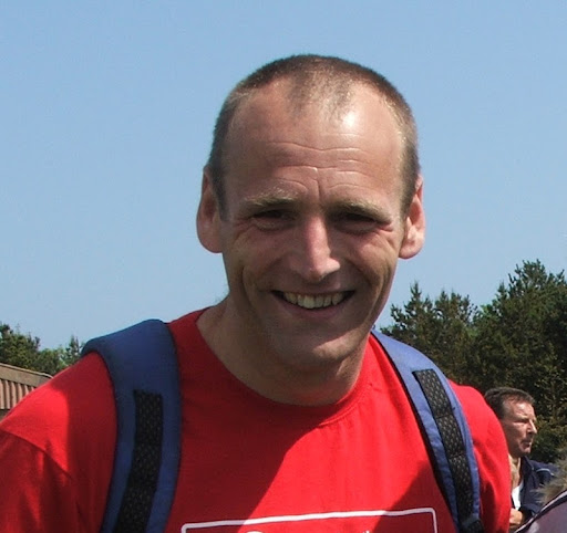 Ian Hope Photo 14