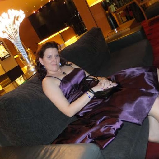 Claudia Beck Photo 16