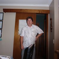Victor Nicholson Photo 6