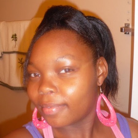 Alisa Moore Photo 16