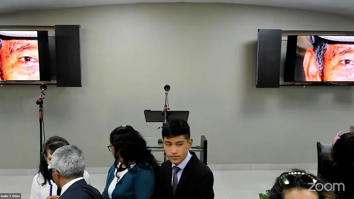 Juan Holguin Photo 31