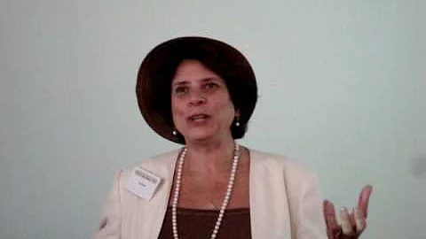 Joan Hyde Photo 30