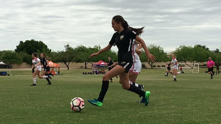 Evelyn Sandoval Photo 35