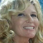 Lisa Wyatt Photo 5