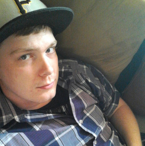 Eric Hilliard Photo 10
