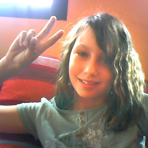 Julie Ramon Photo 8