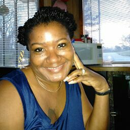 Monique Austin Photo 13