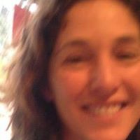 Annie Davidson Photo 6