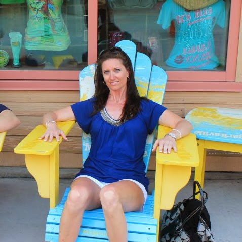 Carrie Newman Photo 16