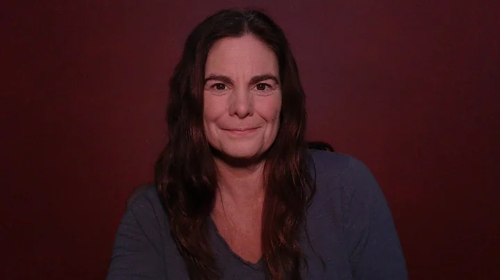 Adrienne Gilbert Photo 26