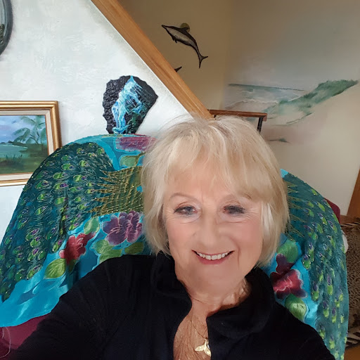 Jackie Young Photo 15