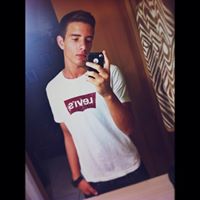 Adrian Paredes Photo 4