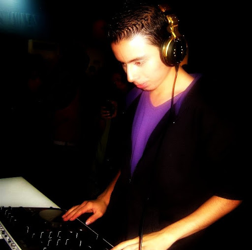 Oscar Espinosa Photo 9