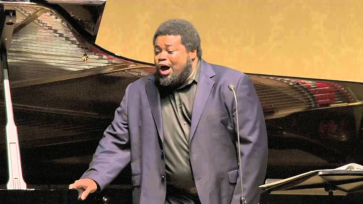 Russell Thomas Photo 36