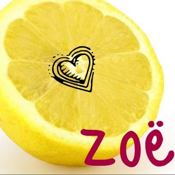 Zoe Snyder Photo 7