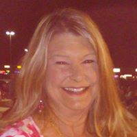 Luanne Scott Photo 3