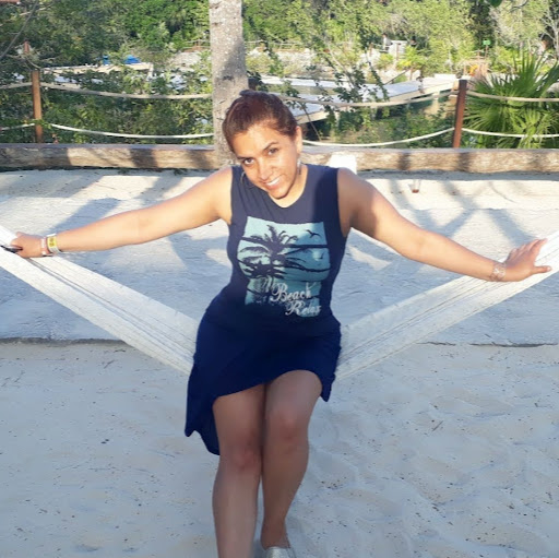 Edith Garcia Photo 9