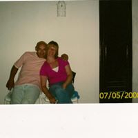 Tony Hutton Photo 4
