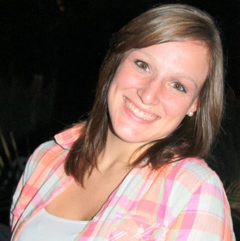 Rachel Paine Photo 9