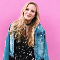 Alexa Thompson Photo 9