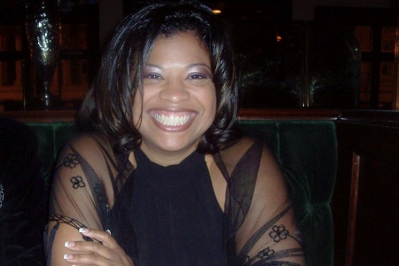 Victoria Adams Photo 22