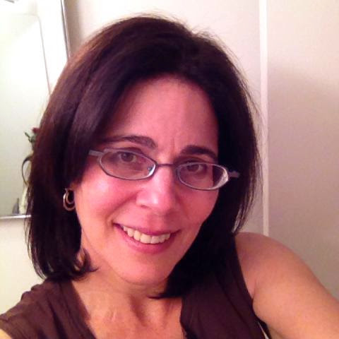 Emily Goldstein Photo 9