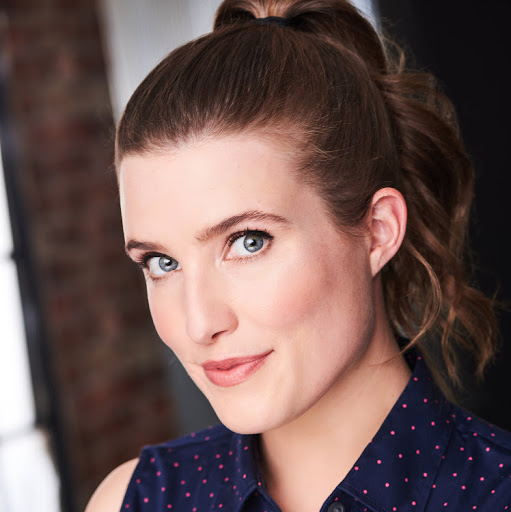 Christina Webb Photo 9