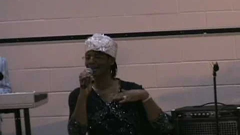 Paulette Gray Photo 27