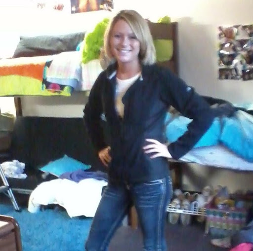 Nicole Cottrell Photo 11