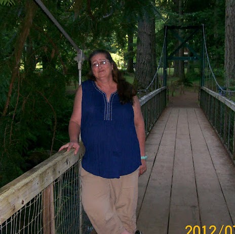 Debbie Simons Photo 9