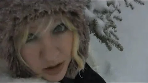 Courtney Collins Photo 37