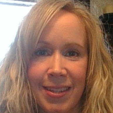 Melanie Warner Photo 10