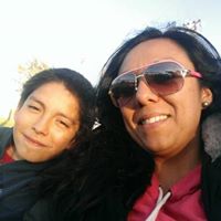 Alejandra Flores Photo 4