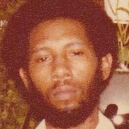 Larry Andrews Photo 10