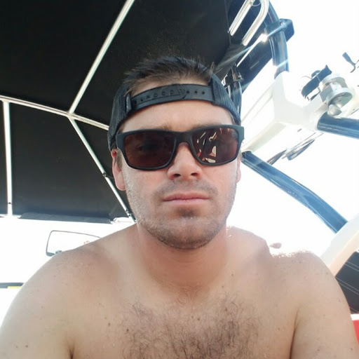 Kyle Pfeiffer Photo 9