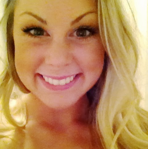 Jessica Metcalfe Photo 13
