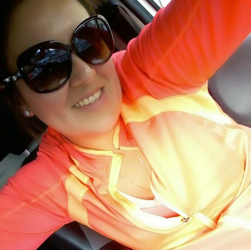 Raquel Robles Photo 9
