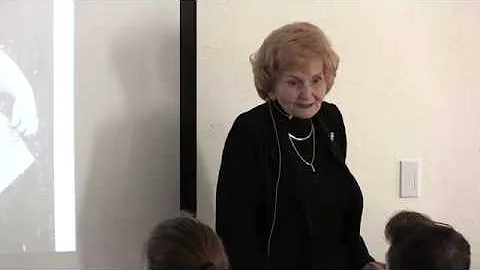 Marie Reid Photo 33
