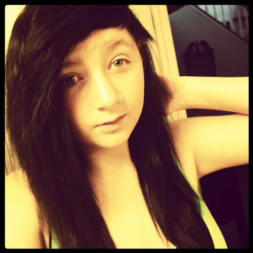 Olivia Fuentes Photo 11