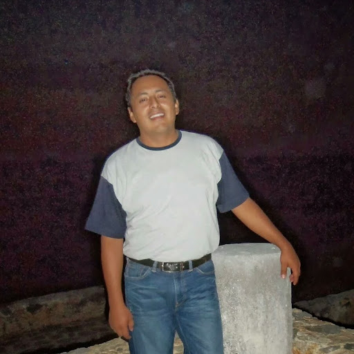 Omar Rosales Photo 13