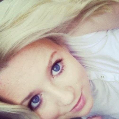 Laura Turley Photo 12