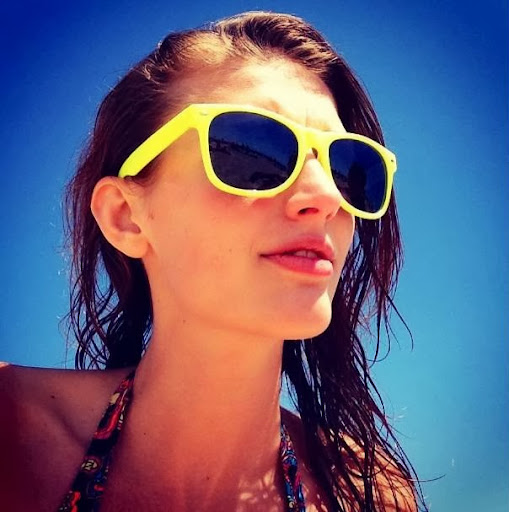 Katie Klein Photo 15