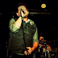 Parker Hunt Photo 8