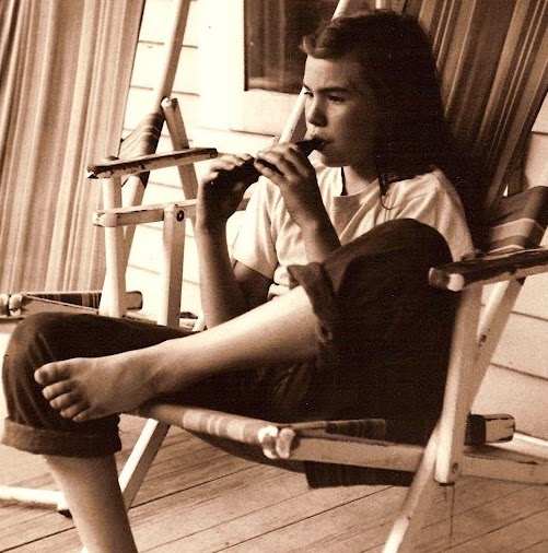 Alison Armstrong Photo 16