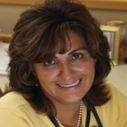 Anne Lopez Photo 11