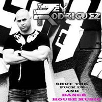 Rey Rodriguez Photo 8