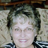 Lindy Miller Photo 7